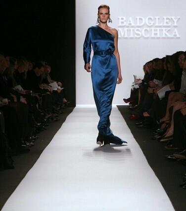 Fall 2009 New York Fashion Week: Badgley Mischka