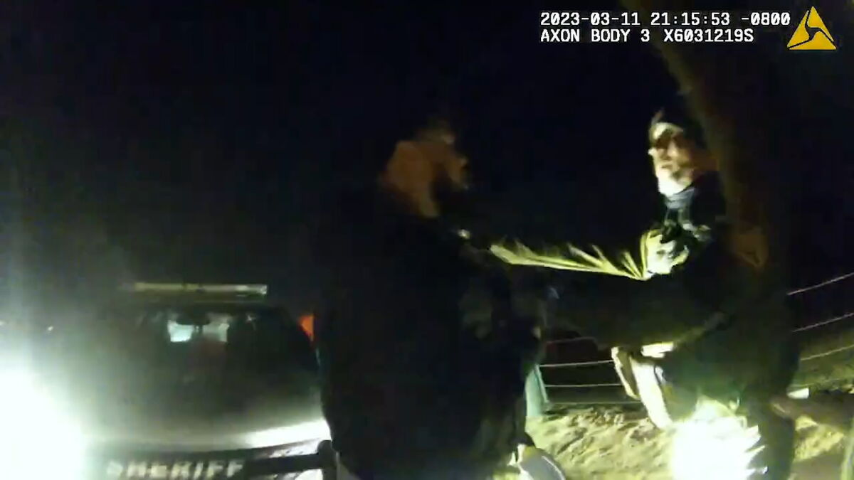 Video shows Merced County sheriff's deputy kicking DUI suspect in head - Vimarsana News