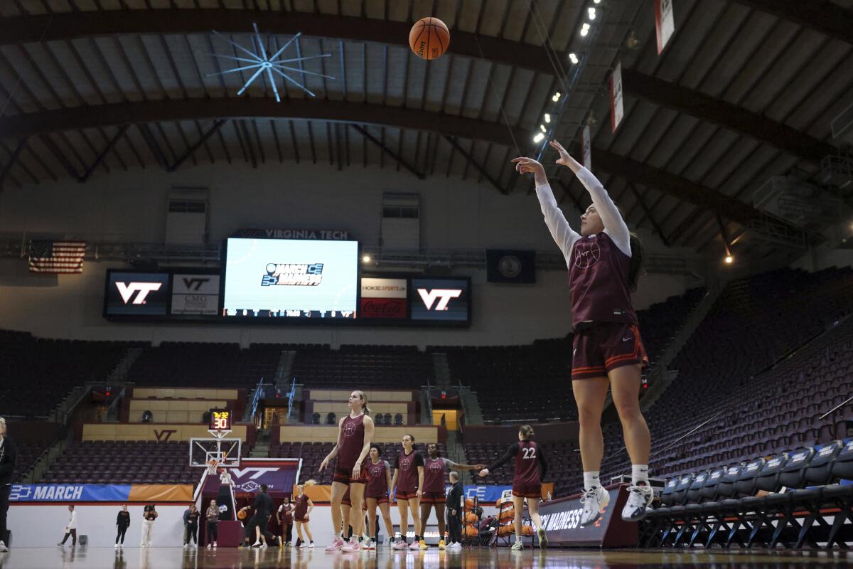 Virginia Tech prepares to play NCAA Tournament without star Elizabeth  Kitley - The San Diego Union-Tribune