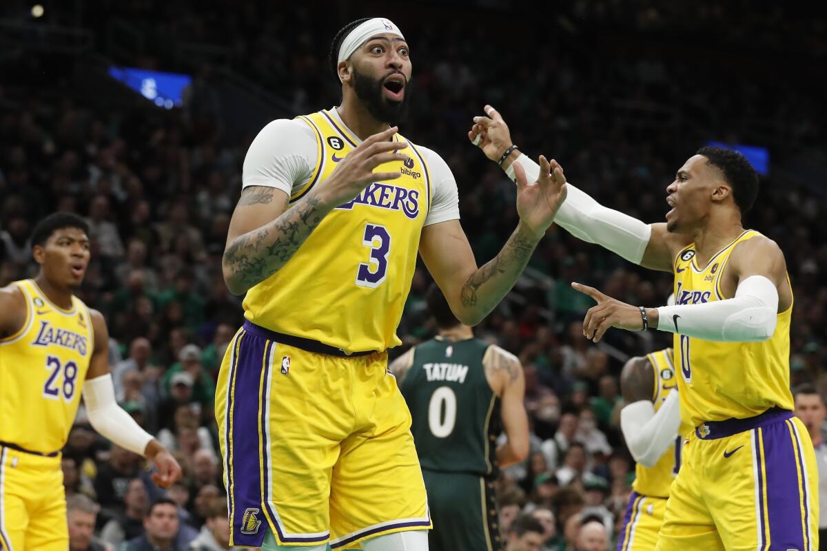 Lakers' Anthony Davis has idea on missed calls: Fine the refs - Los Angeles Times