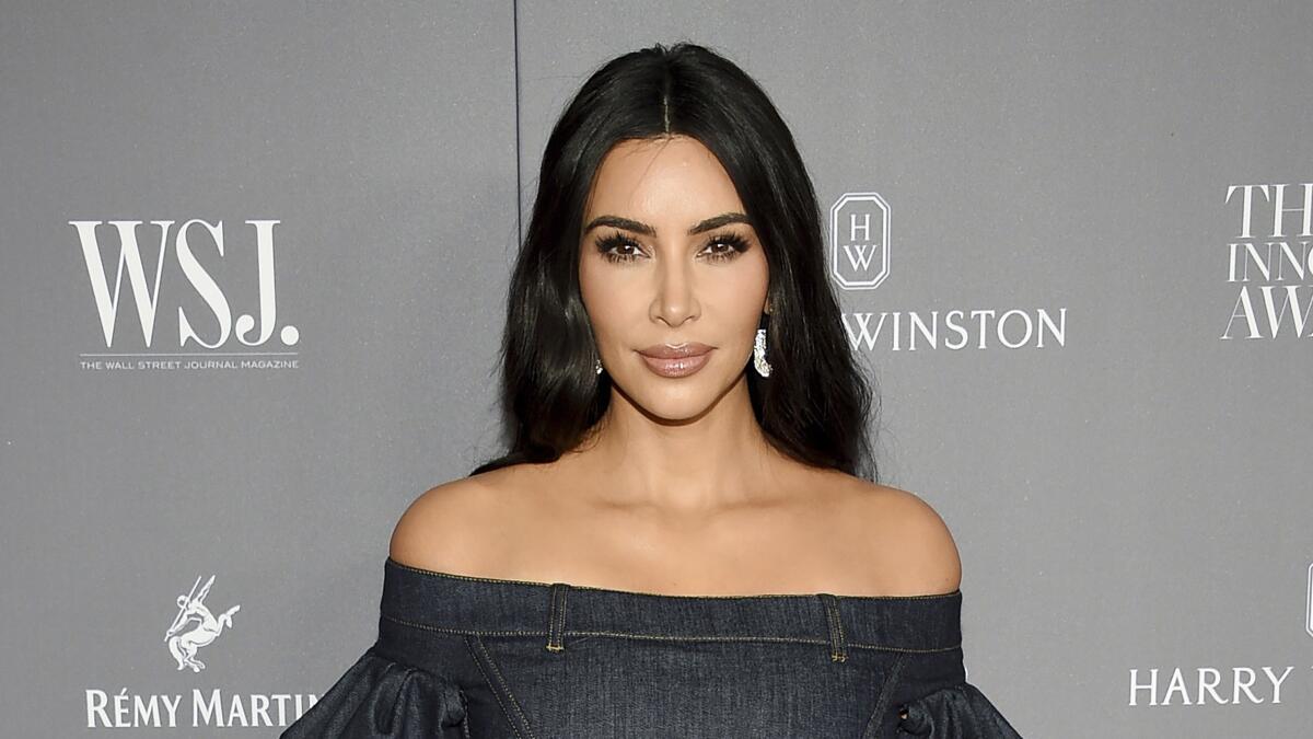 Man arrested outside Kim Kardashian's home for battery, trespassing - Los Angeles Times