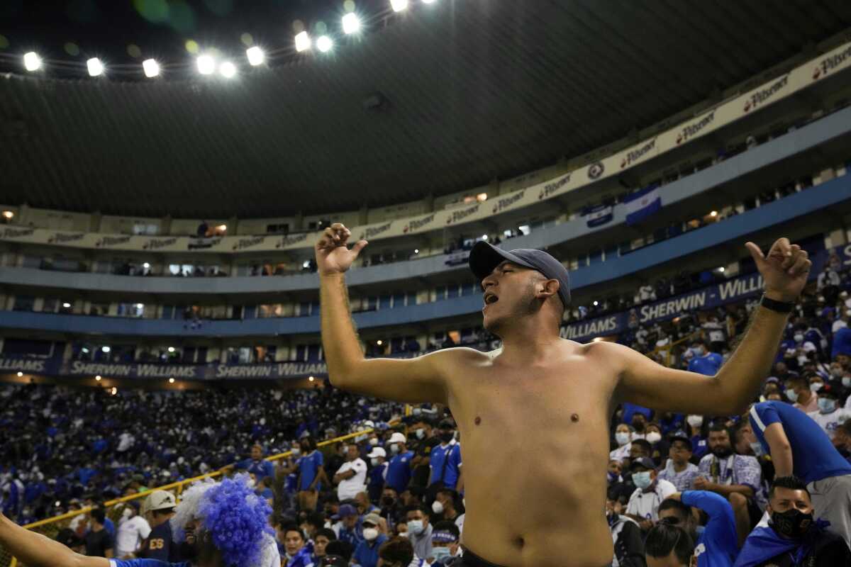 Un fanático de El Salvador