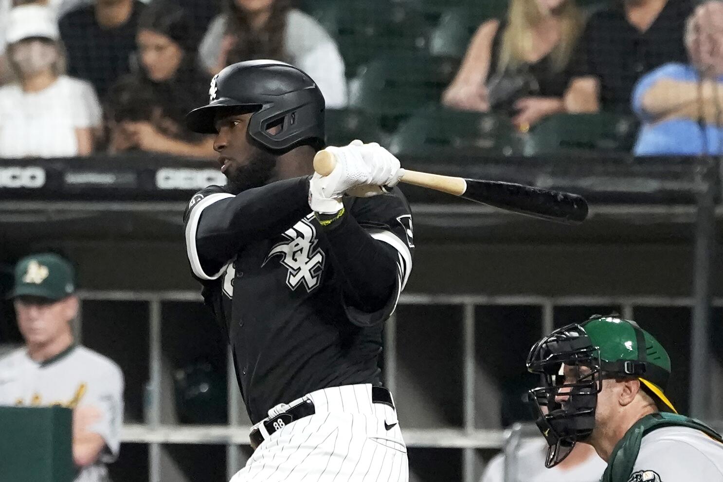 Robert has 3 hits, 2 RBIs to lead White Sox past A's 3-2 - The San Diego  Union-Tribune