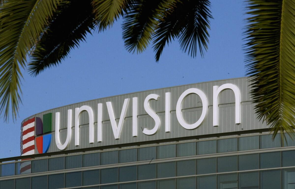 El exterior de las oficinas de Univision en el Sur de California.