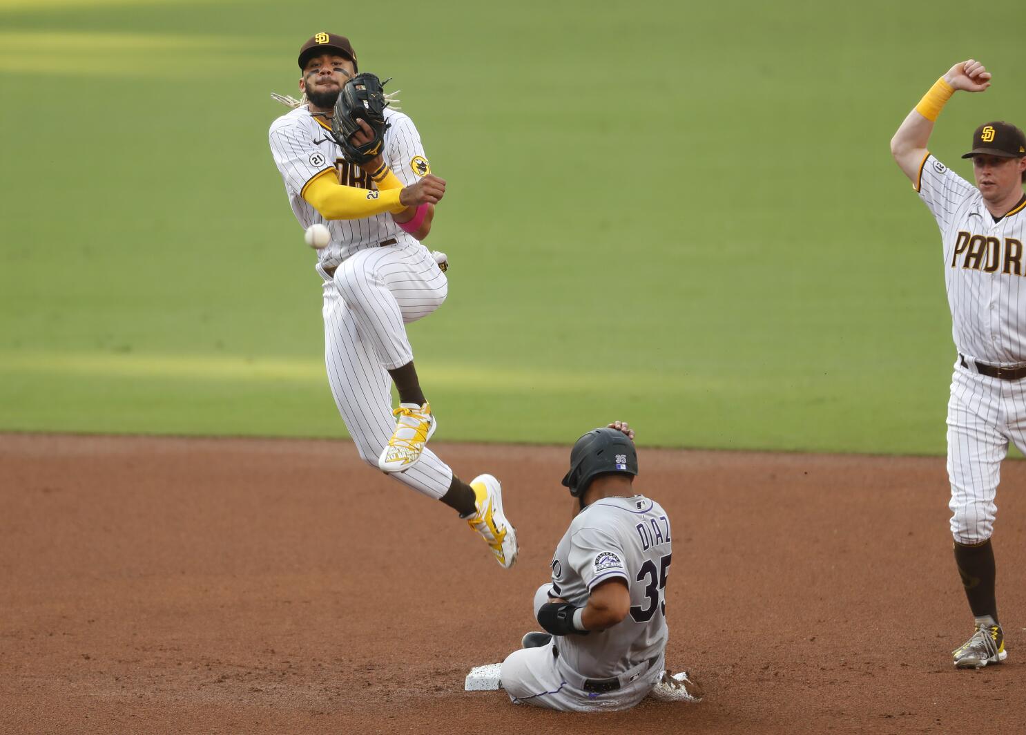 Bryce Miller: Padres hold breath after Ha-Seong Kim's shoulder injury, Baseball