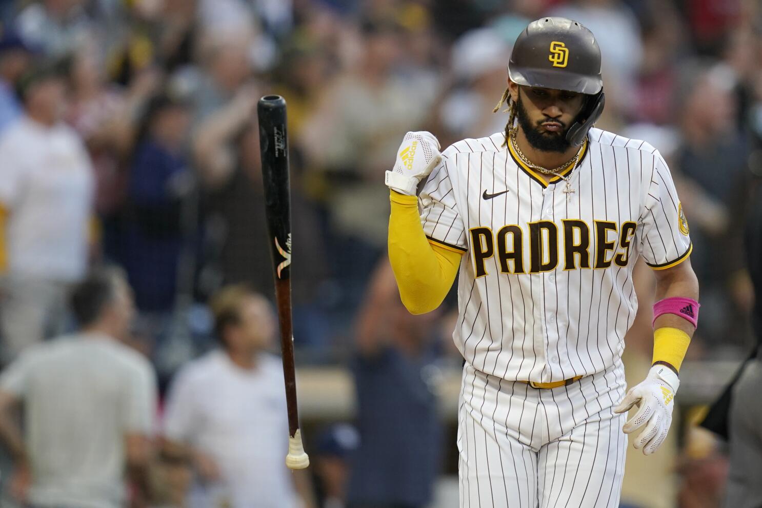 Padres' breakout star Tatis among MLB's best-selling jerseys