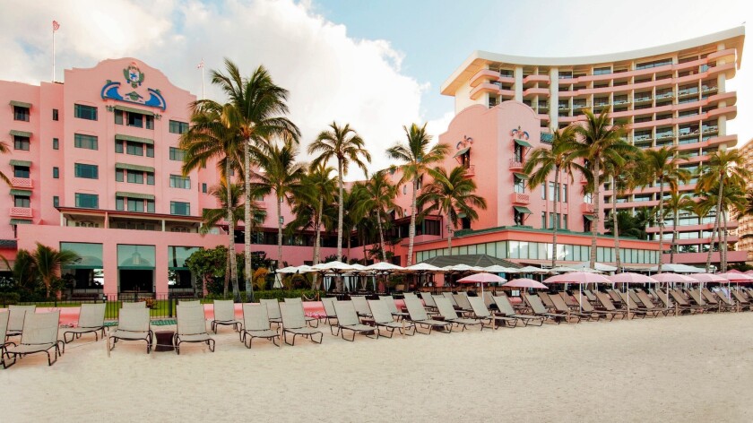 At 90 Honolulu S Royal Hawaiian Resort Is Still Pink And Oh So