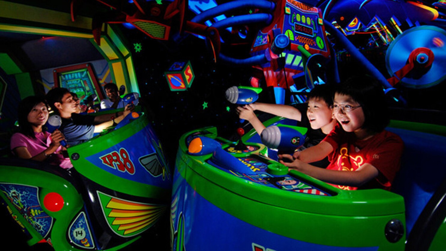 25 Best Theme Park Dark Rides In The World Los Angeles Times - roblox fair rides