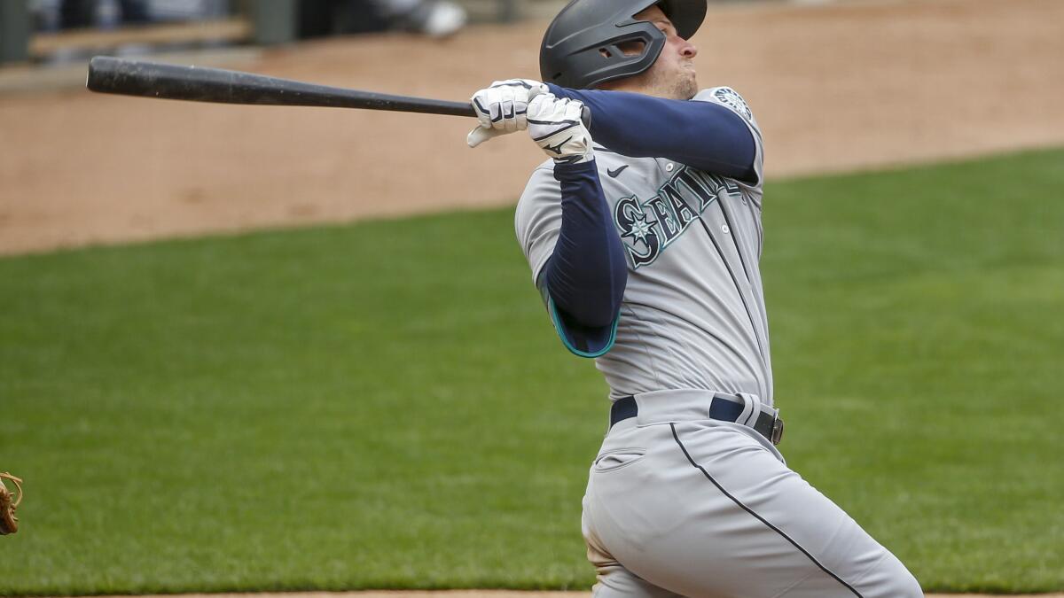 Kyle Seager's two-run double, 09/20/2021