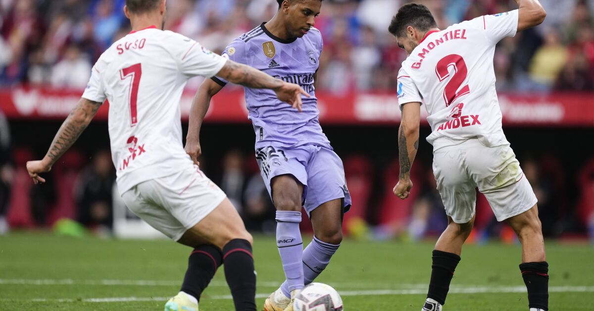 Con Vinicius Jr. fuera, Rodrigo marcó dos goles en el triunfo del Real Madrid ante el Sevilla