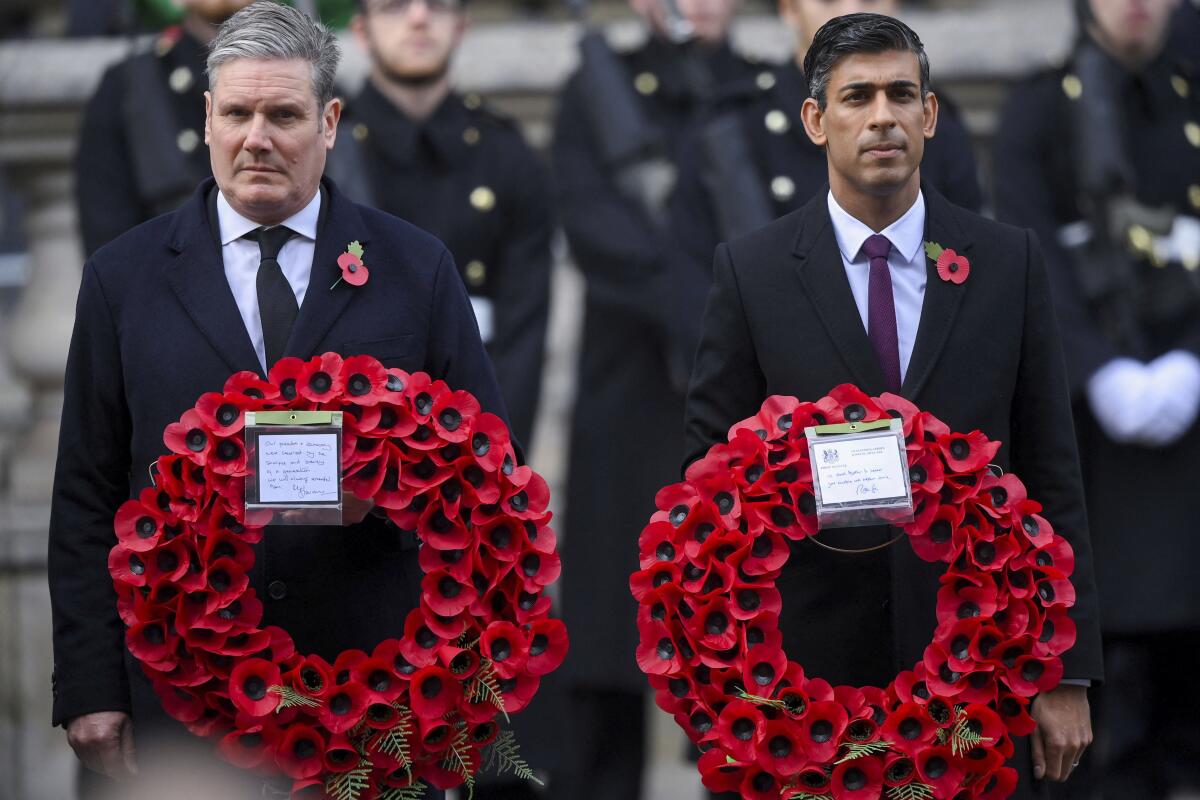 British Labor Party leader Keir Starmer and Prime Minister Rishi Sunak at a Remembrance Sunday ceremony