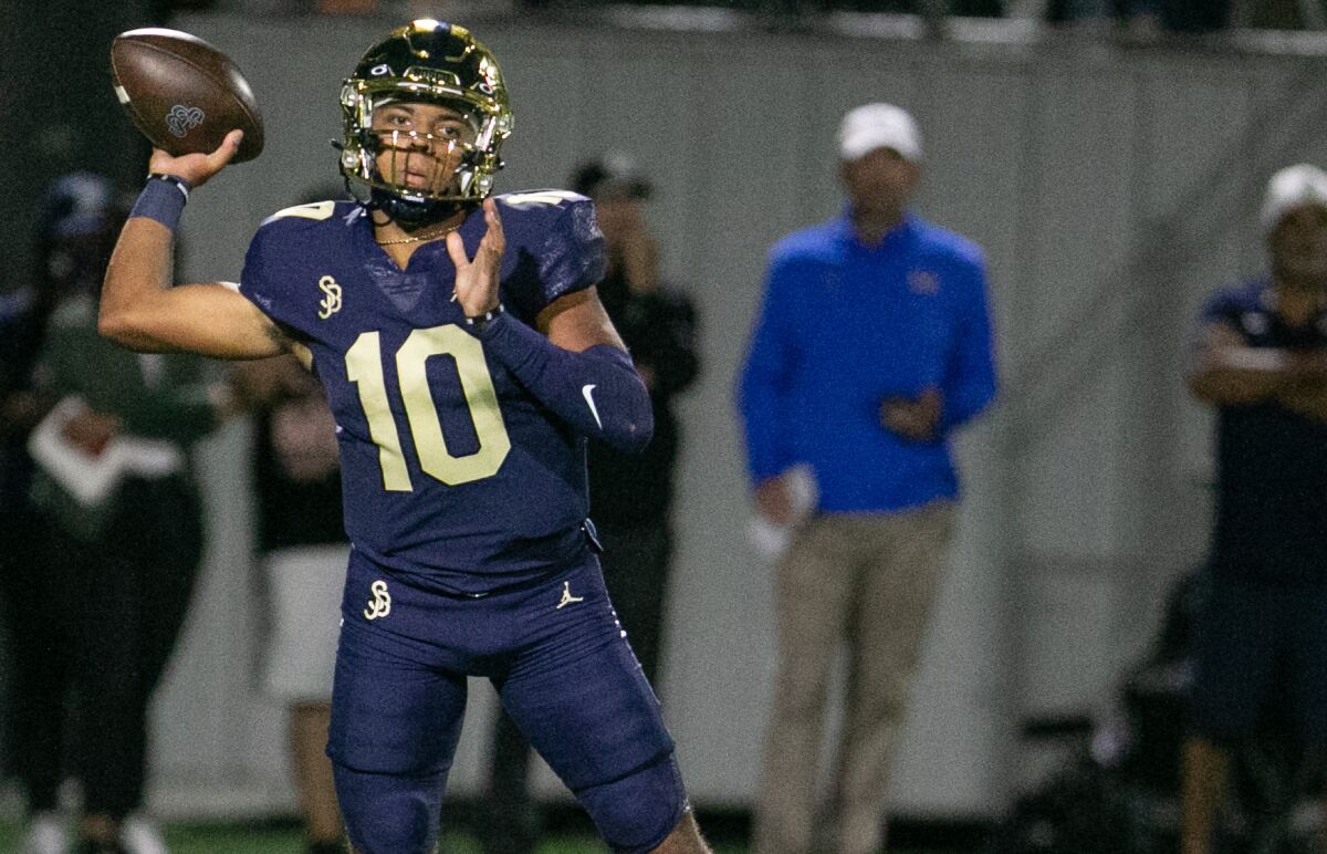 St. John Bosco quarterback Pierce Clarkson