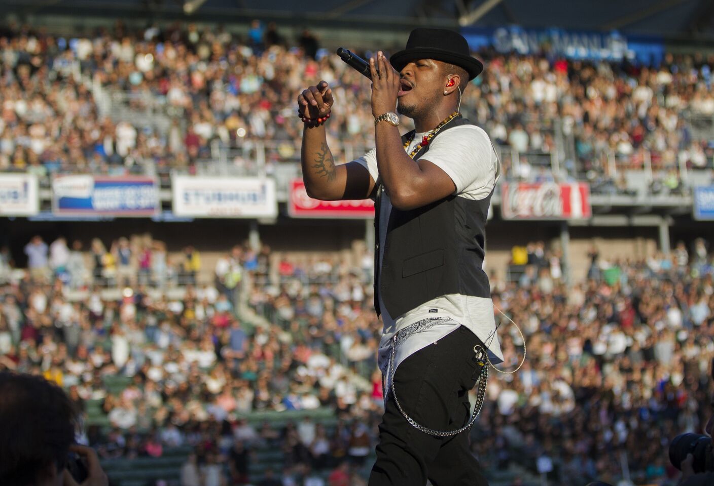Ne-Yo performs in front of a full house during the Wango Tango concert at the StubHub Center on May 9, 2105, in Carson.