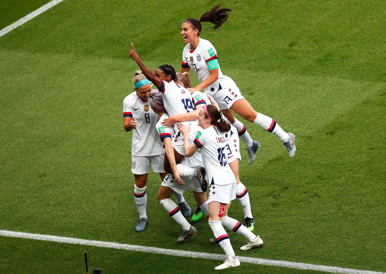 U.S. players celebrate goal