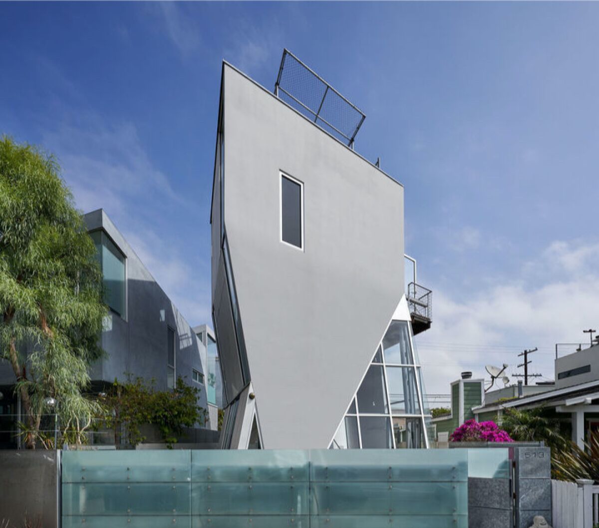 The home's vertical design acts like a chimney, pushing hot air out through vents on the roof.