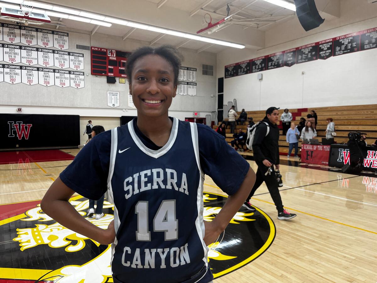 Sierra Canyon's Izela Arenas scored 16 points in the team's 70-50 win over Harvard-Westlake.