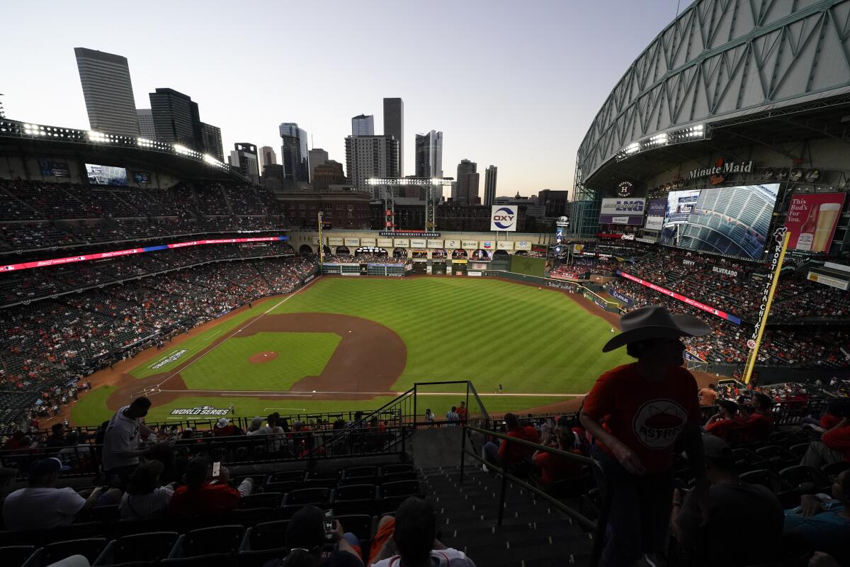 Minute Maid Park roof to be closed for World Series opener - The San Diego  Union-Tribune