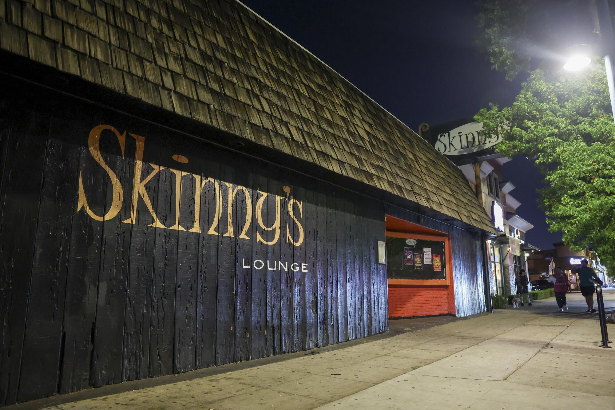 Exterior view of Skinny's Lounge in North Hollywood.