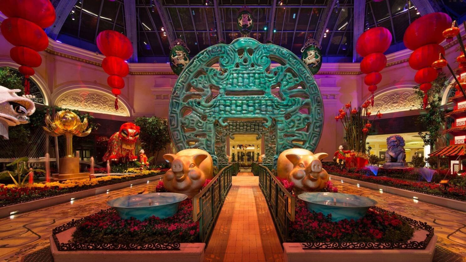 LAS VEGAS - JAN 08 : Chinese New year in Bellagio Hotel