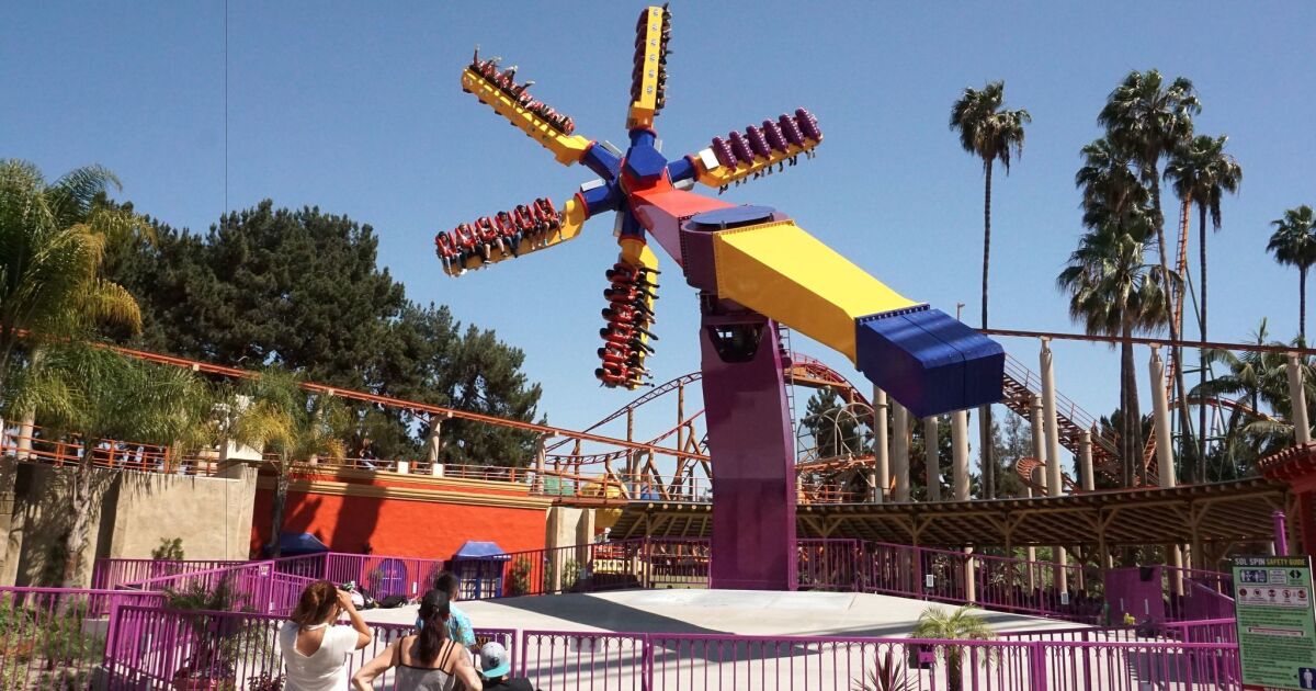 Knott S New Sol Spin Thrill Ride Has A Lot Of Promise But Does It Deliver Los Angeles Times - abandon water park roblox