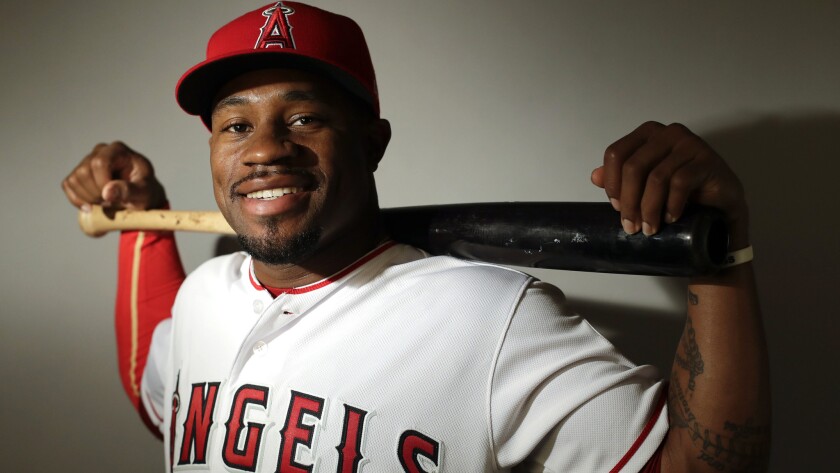Veteran outfielder Eric Young Jr. signed a minor league contract in hopes of playing with the Angels this season.