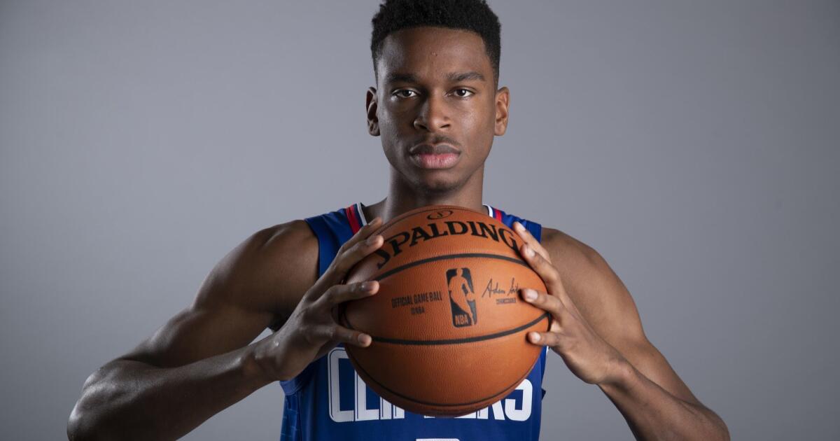 Twitter reacts to Kentucky guard Shai Gilgeous-Alexander's style