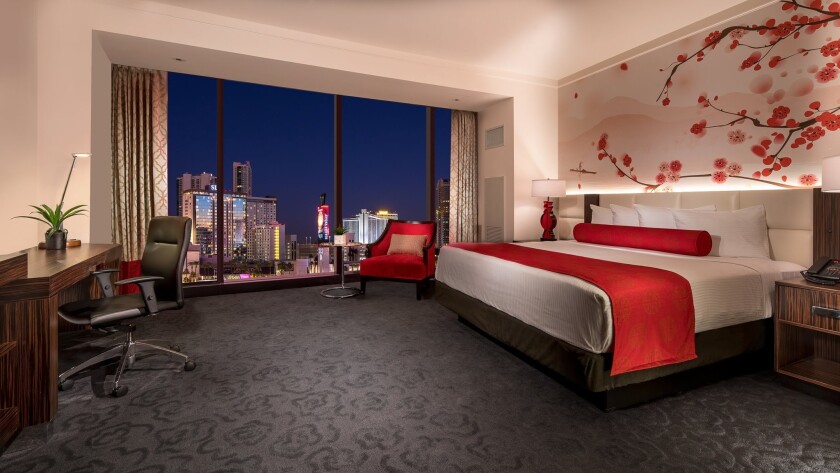 Lucky Dragon Rooms With Breakfast And Free Parking Fall To