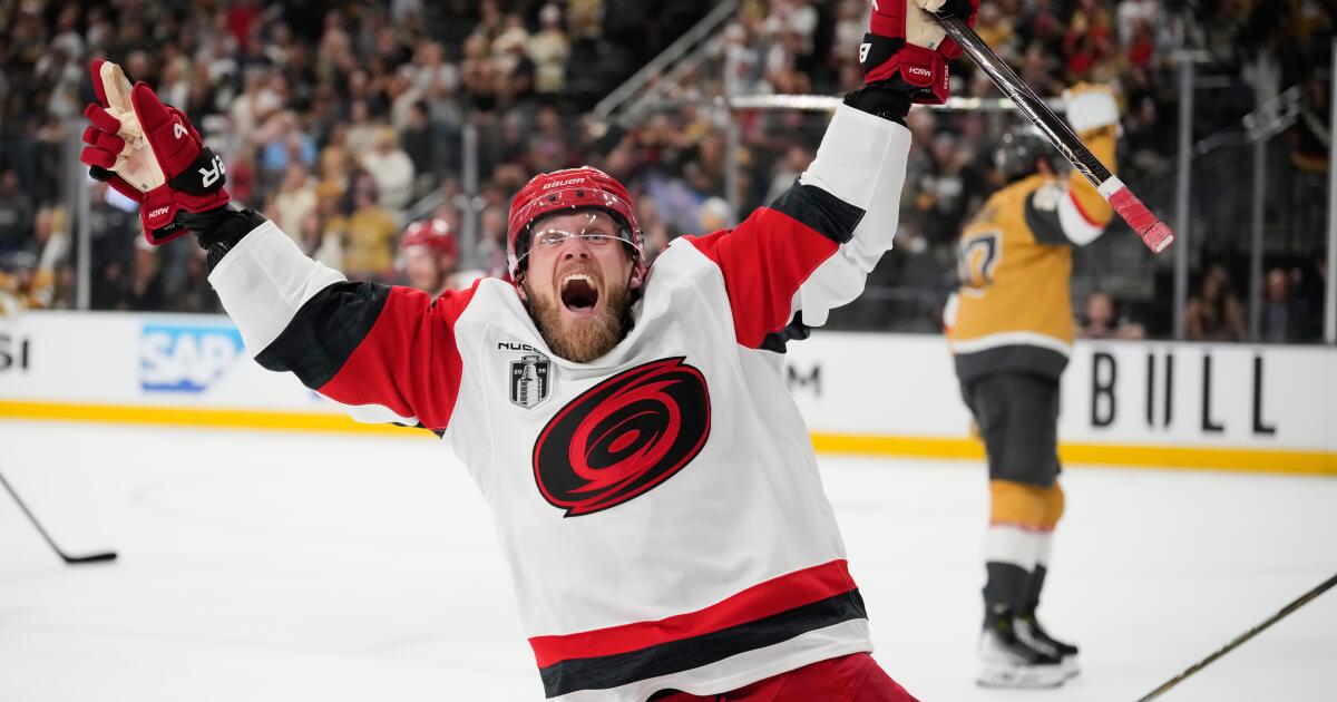 Les Hurricanes de la Caroline battent Vegas pour remporter la deuxième Coupe Stanley de la franchise
