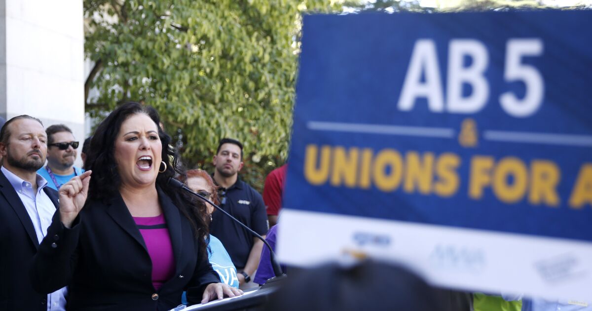 AB5 Newsom signs bill rewriting California employment law Los