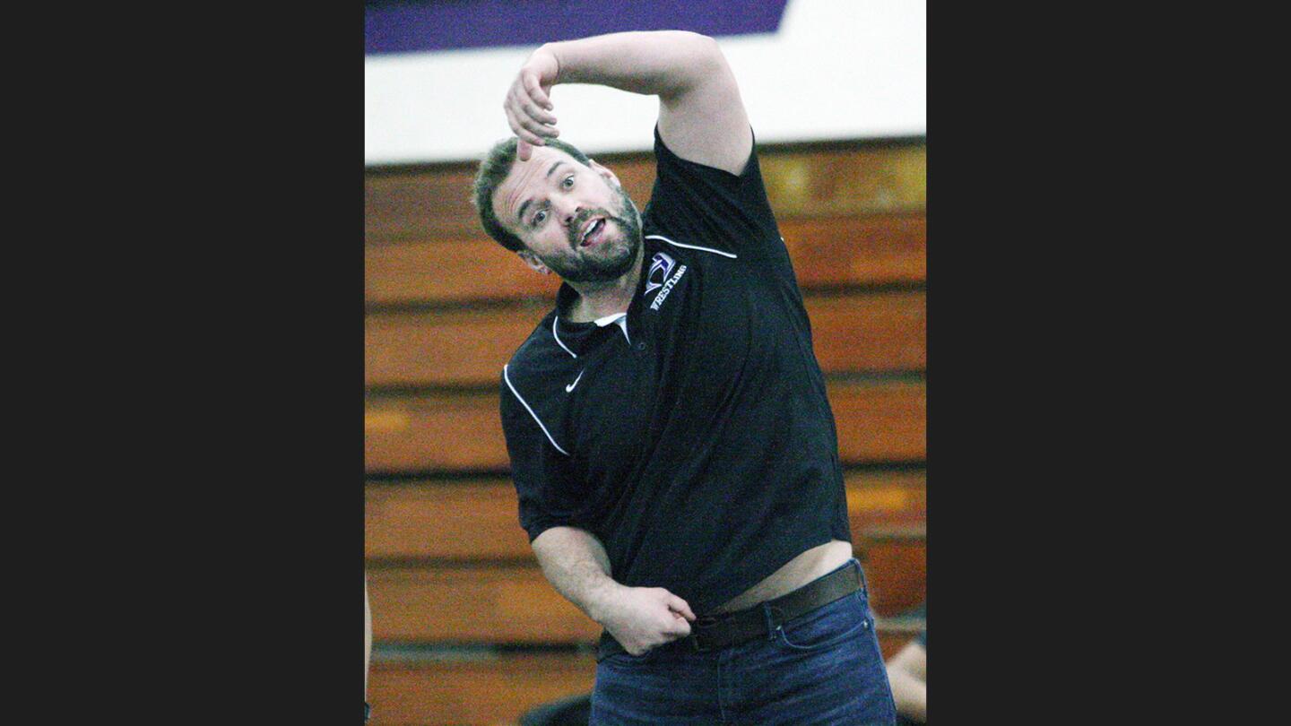 Photo Gallery: Rio Hondo League wrestling between Hoover and La Cañada