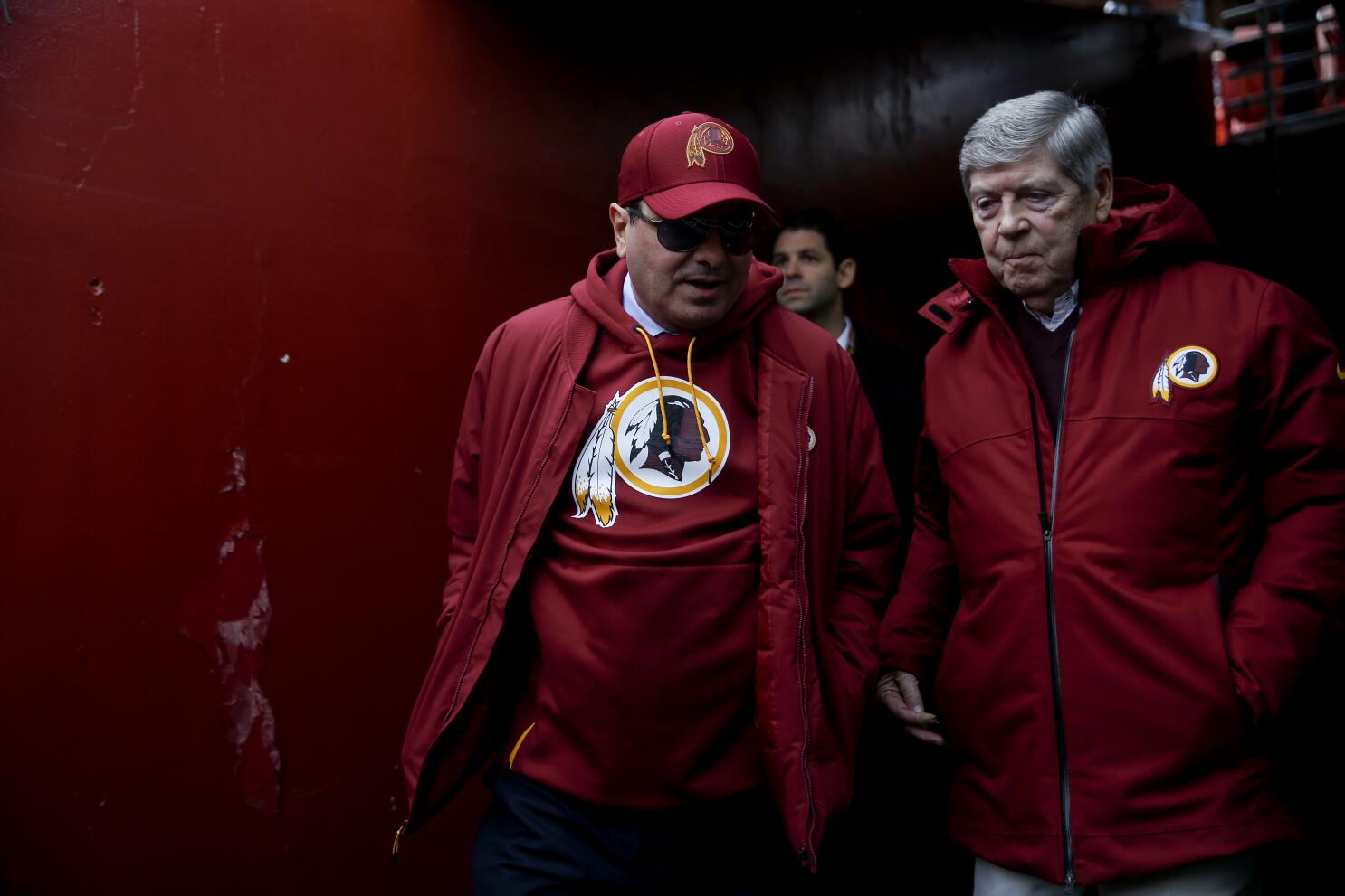 Nike removes Washington Redskins gear from store