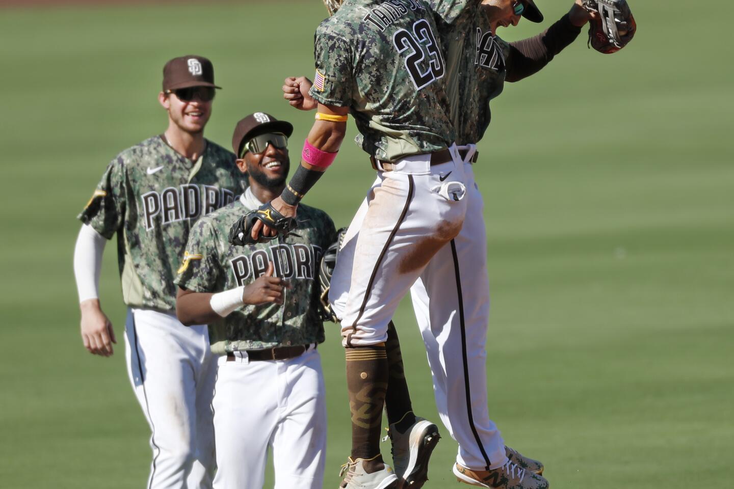 Padres notes: Zack Greinke on the mound; Astros get heckled