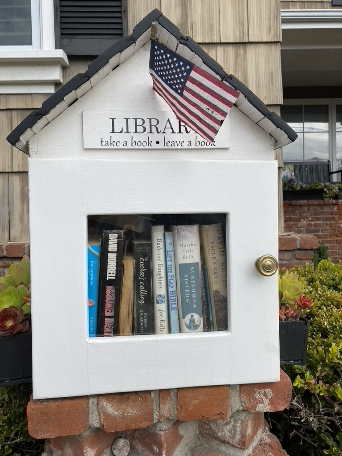 This small free library on La Jolla Hermosa Avenue is one of many in La Jolla.