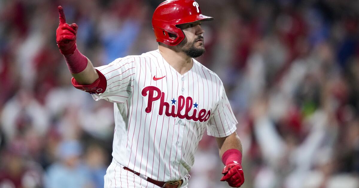 Kyle Schwarber powers Phillies past Padres in NLCS Game 3 - Los Angeles  Times