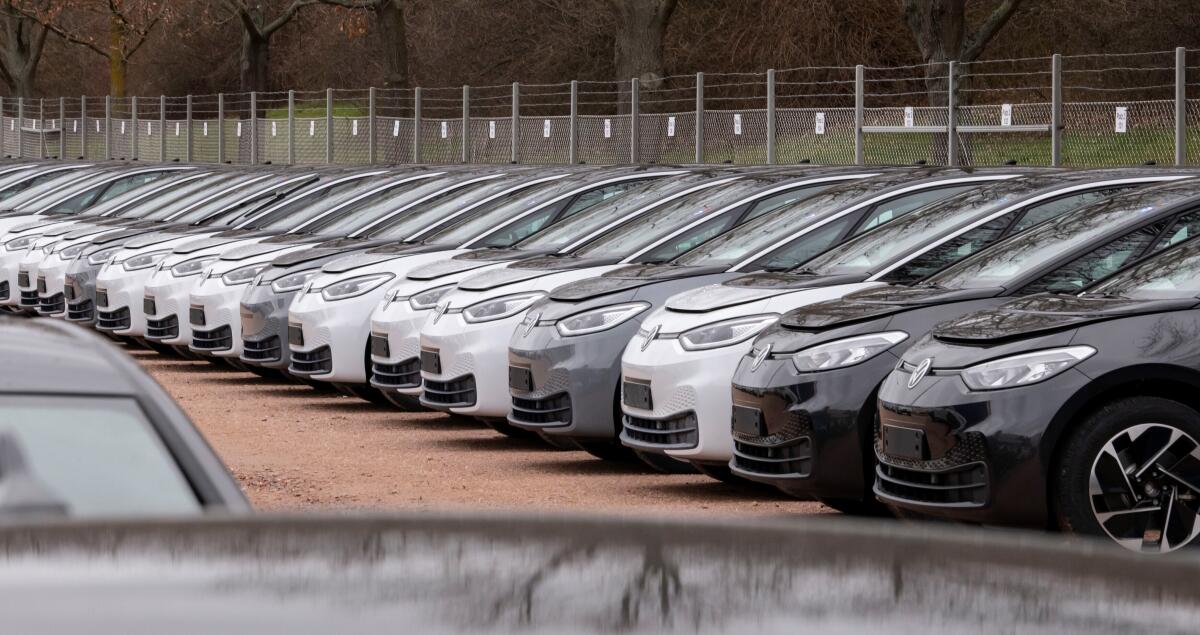 Volkswagen triplicó sus ventas de autos eléctricos desde que su compacto ID.3 salió a la venta