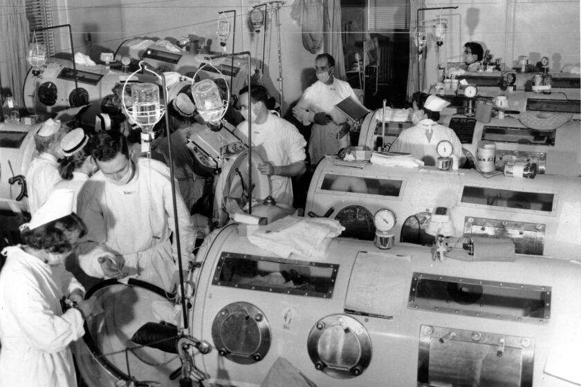 POLIO EPIDEMIC DISEASE PATIENTS MEDICAL EQUIPMENT SURGEONS RESPIRATORS IV IRON LUNG