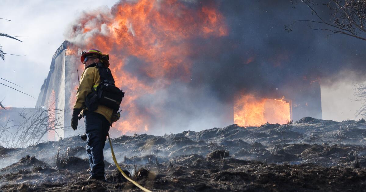 Scorching, dry climate continues to gasoline fires throughout California