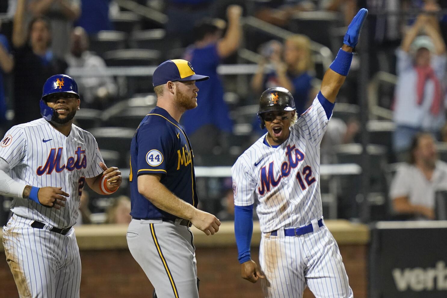 Mets' Dominic Smith faces trade or non-tender after season