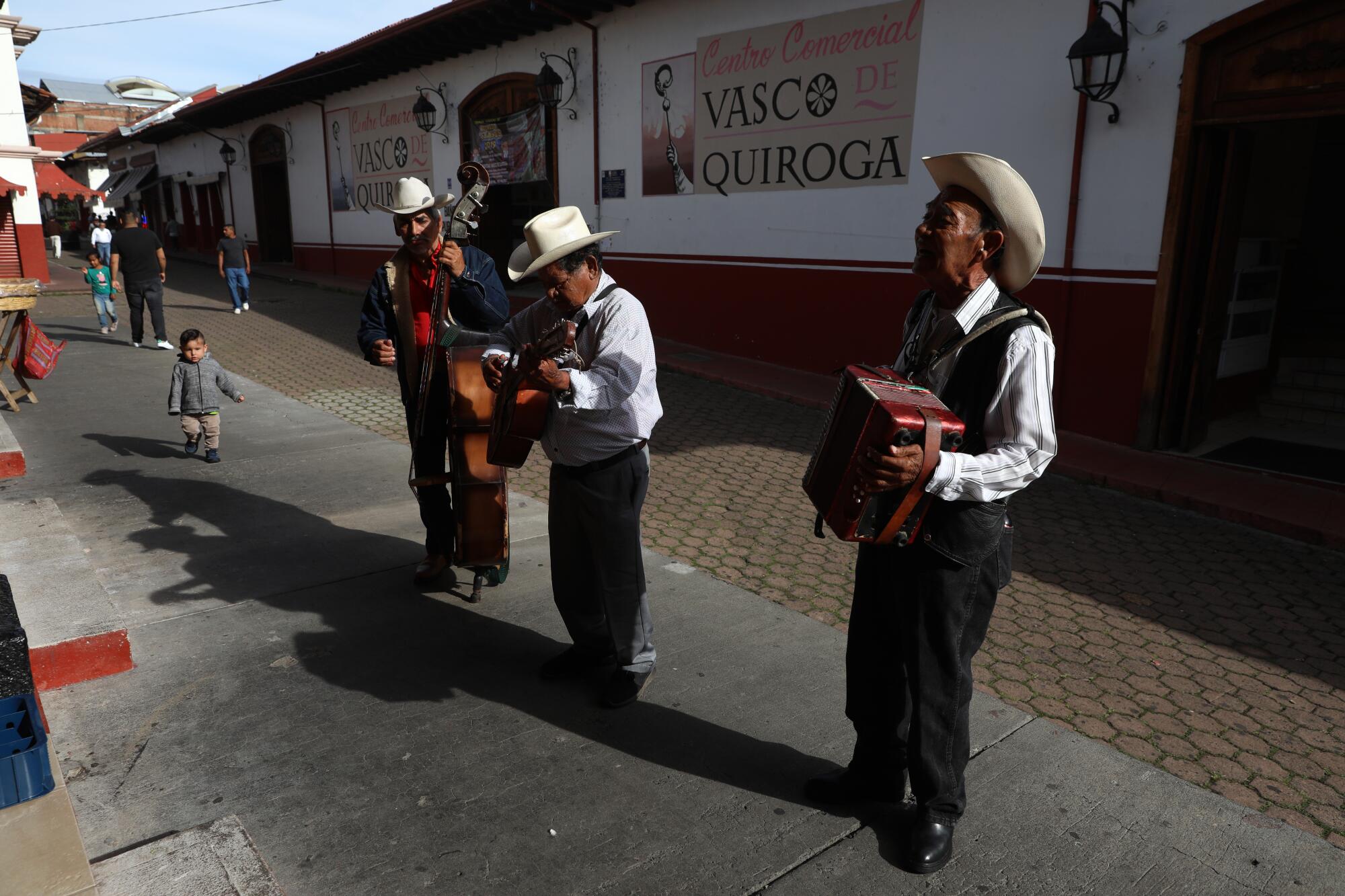 Uruapan fue, en muchos sentidos, la zona cero de la guerra contra las drogas en México. Ahora los cárteles están evolucionando más allá del narcotráfico.