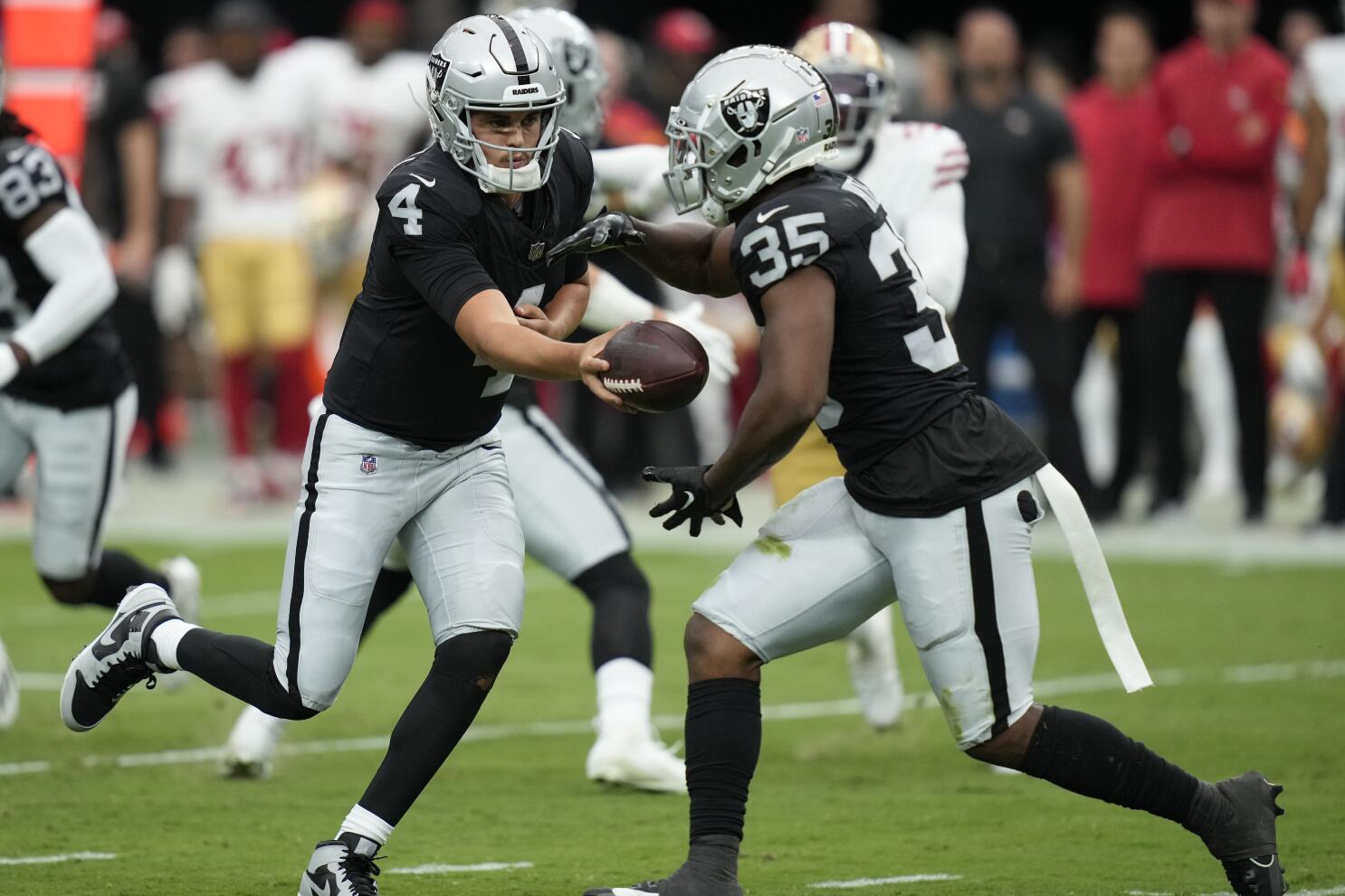 Zamir White hopes for a major role as he and the Raiders await Josh