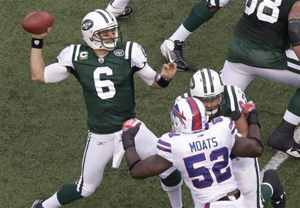 Buffalo Bills receiver Steve Johnson mocks Plaxico Burress during touchdown  celebration 