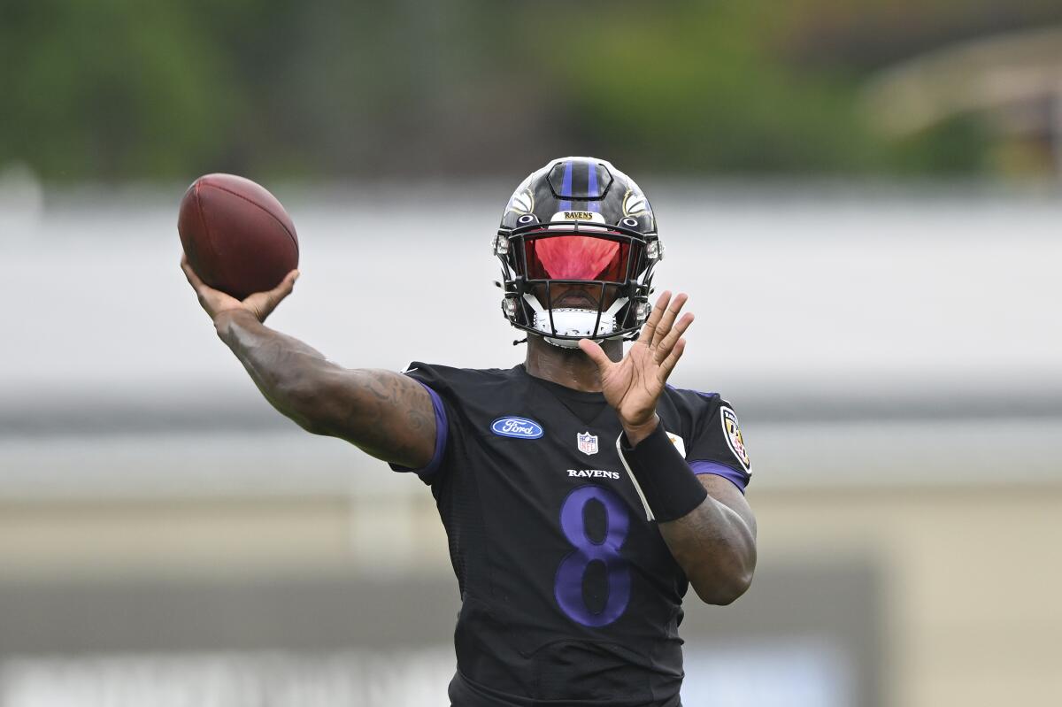 Lamar Jackson takes over Baltimore Ravens' training camp