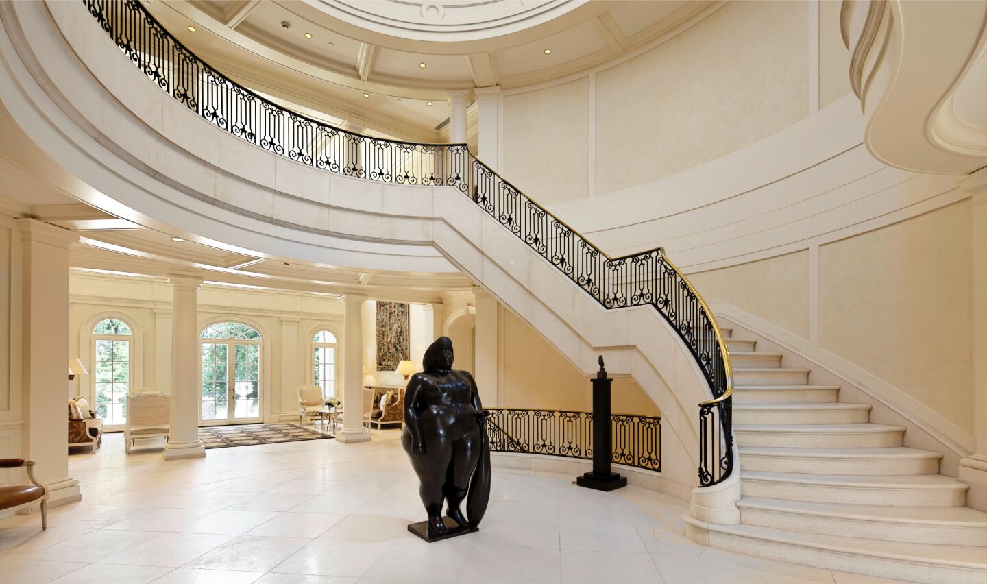 Paul Fireman's Massachusetts mansion: the foyer