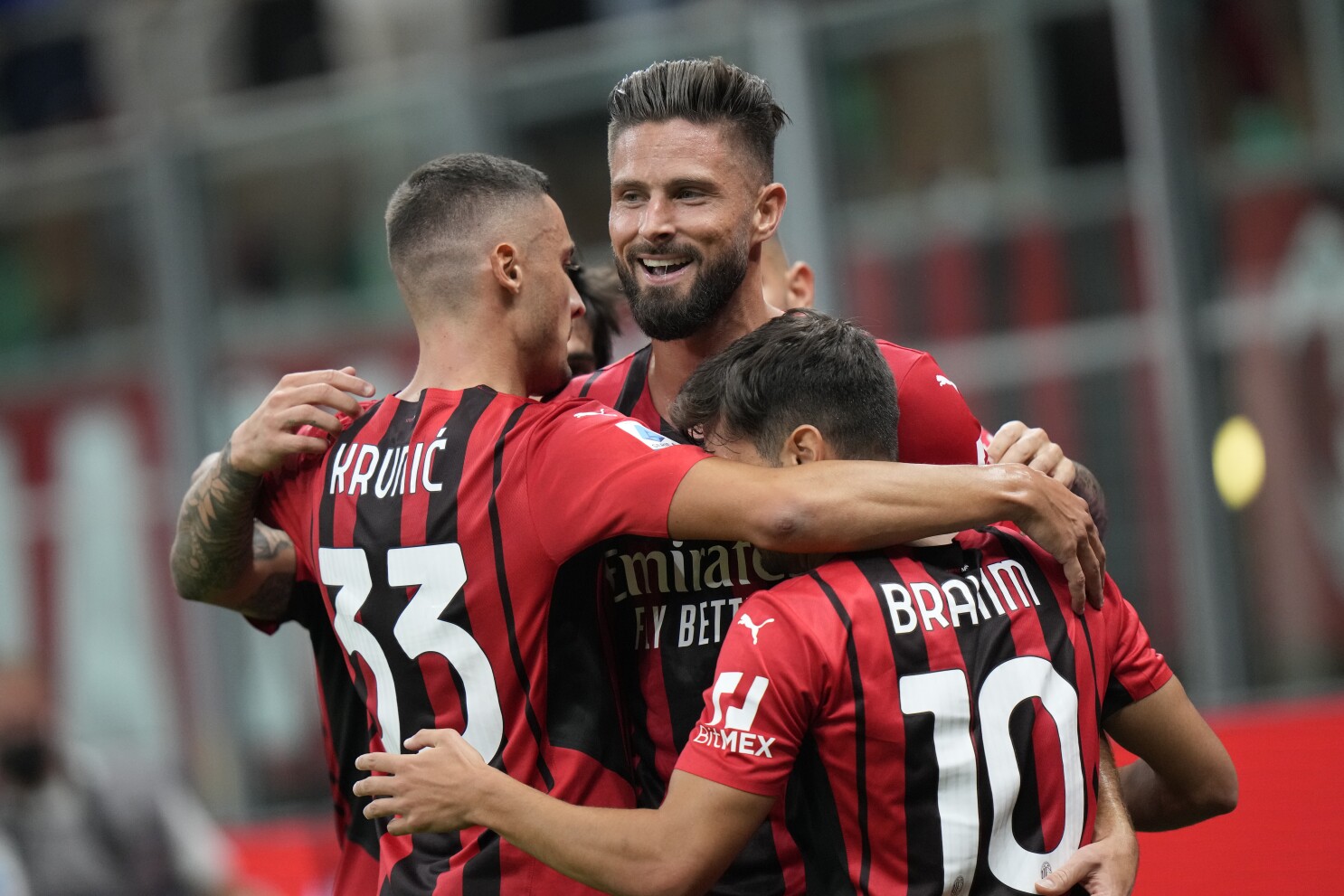 Giroud scores 2 as Milan routs Cagliari 4-1 in Serie A - The San Diego  Union-Tribune