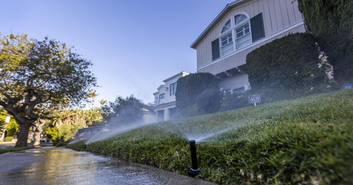 California has to conserve water. Why is Sacramento dragging its heels?