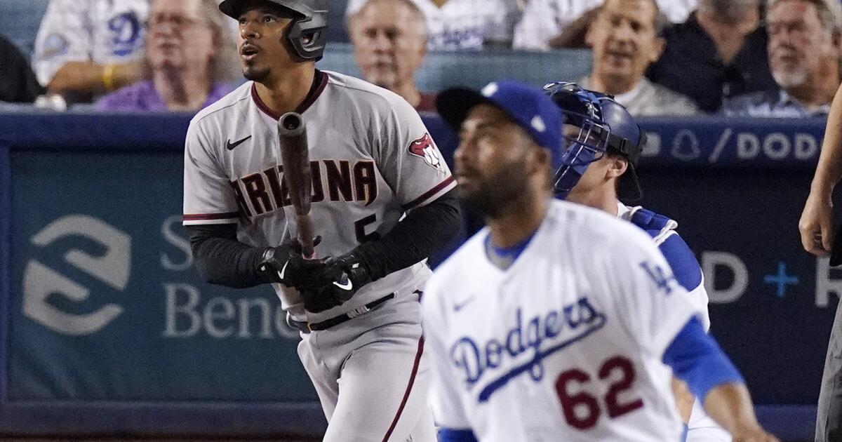 D-backs beat Dodgers behind Eduardo Escobar's walk-off home run