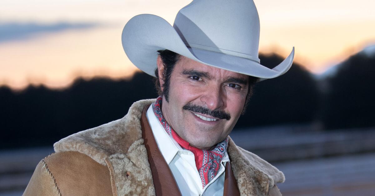 Pablo Montero espera que Cuquita cambie su sentir porque su 'Chente' está hecho 'con respeto' - Los Angeles Times