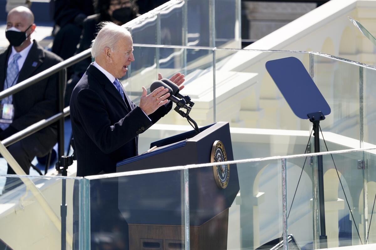 El presidente Joe Biden pronuncia su discurso de investidura en el Capitolio, en Washington. 