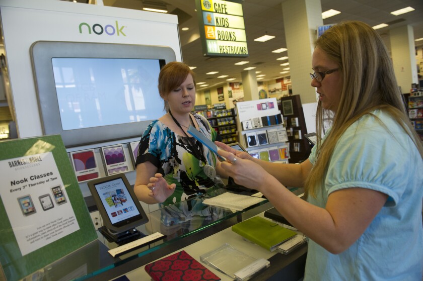 Barnes Noble Posts Weak Earnings Nook Division S Sales Off 26