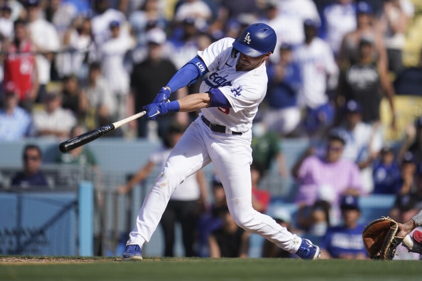 Gavin Lux (9), de los Dodgers de Los Ángeles